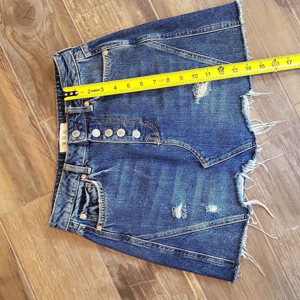 We the Free Distressed Button Fly Raw Hem Denim Jean Mini Skirt, Size XS/26 - Picture 2 of 6